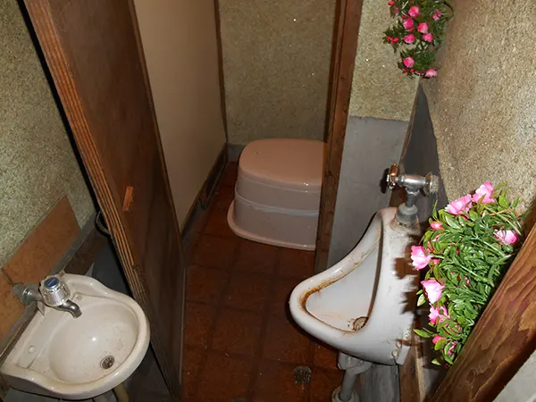 大阪市淀川区 B様邸のトイレリフォーム(施工前)