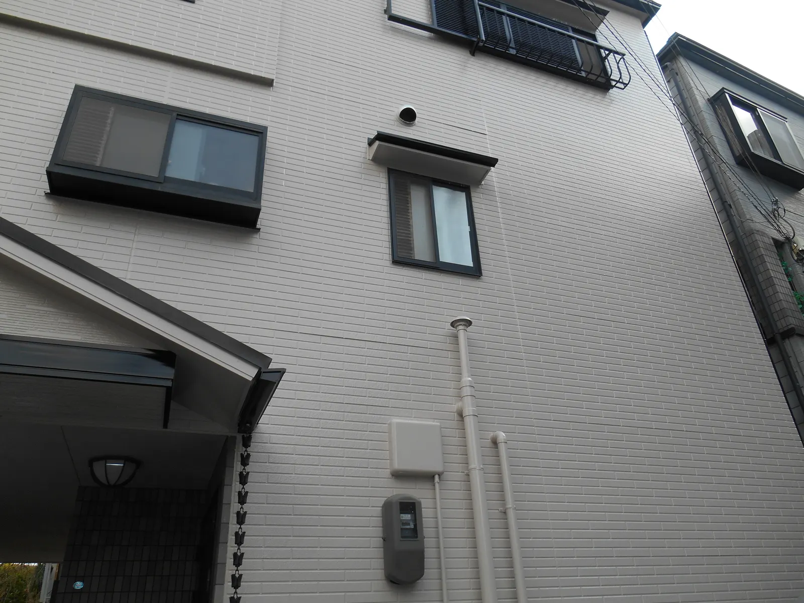 吹田市 H様邸の外壁塗装・施工写真