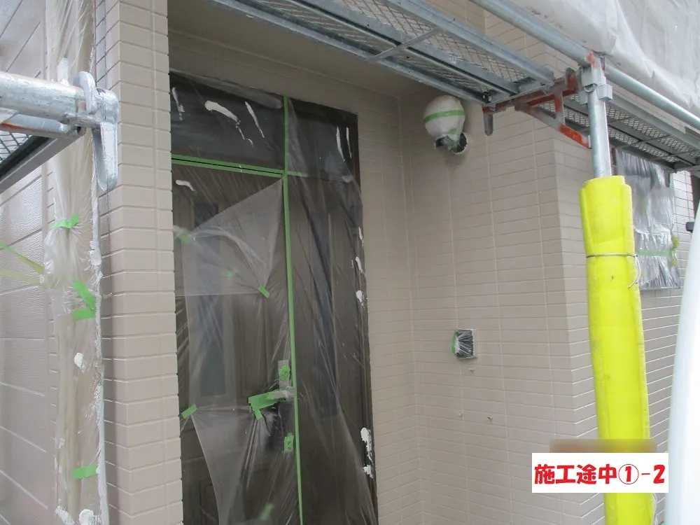 大阪市淀川区 Ｉ様邸の外壁塗装工事・施工中の写真2